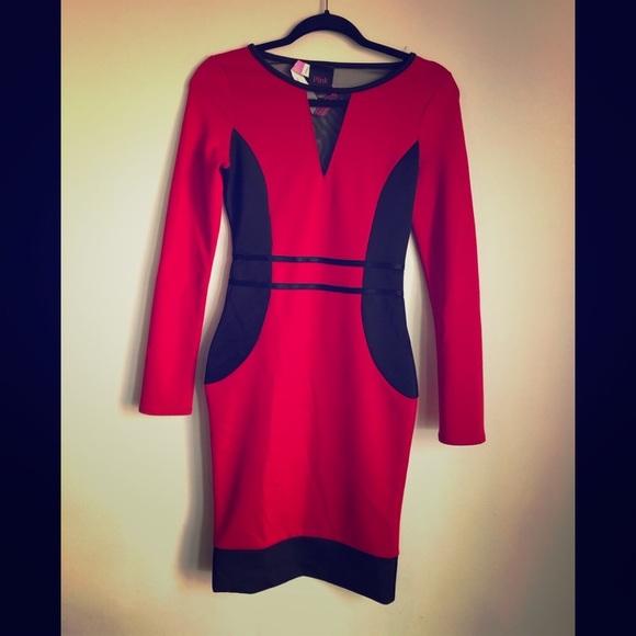 Dress - Picture 2 of 4